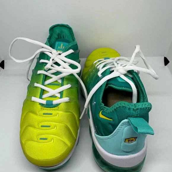 Women’s Nike Air Vapormax Plus - Green and Yellow - Picture 5 of 6
